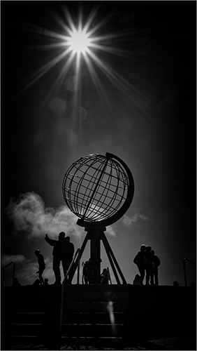 C  NORTH CAPE SUN  -  BRINLEY WILLIAMS