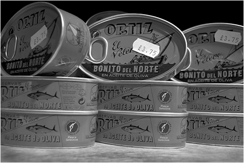 C  THE PRICE OF FISH - VAL COMERFORD 