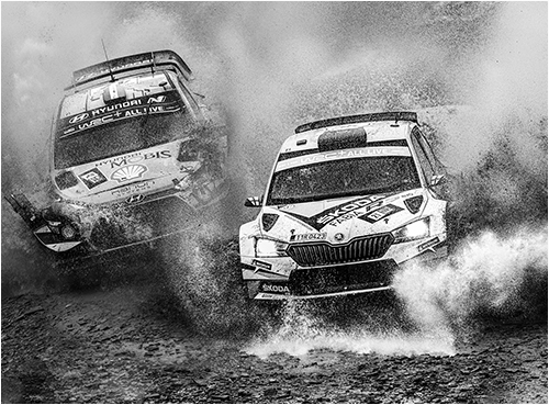 HC  TOO CLOSE BY FAR - DAVID EVANS c